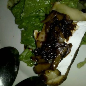 Bistro 13 - baked brie - Bars Near Me - Camarillo, California