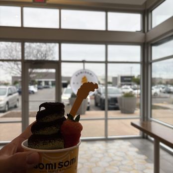 Somisomi - Matcha Somi Somi with oreo powder - Ice Cream & Frozen Yogurt Near Me - Elk Grove, California Somisomi - Matcha Somi Somi with oreo powder - Ice Cream & Frozen Yogurt Near Me - Elk Grove, California
