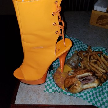 Casper's and Runyon's Nook - Cheeses Christ - Dive Bars Near Me - Saint Paul, Minnesota Casper's and Runyon's Nook - Cheeses Christ - Dive Bars Near Me - Saint Paul, Minnesota