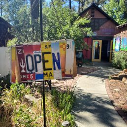 Exterior photo of Artspresso Gallery - Idyllwild-Pine Cove, California Exterior photo of Artspresso Gallery - Idyllwild-Pine Cove, California