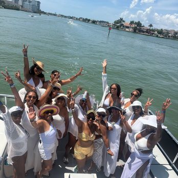 St. Pete Coastal Cruises - Boat Tours Near Me - South Pasadena, Florida St. Pete Coastal Cruises - Boat Tours Near Me - South Pasadena, Florida