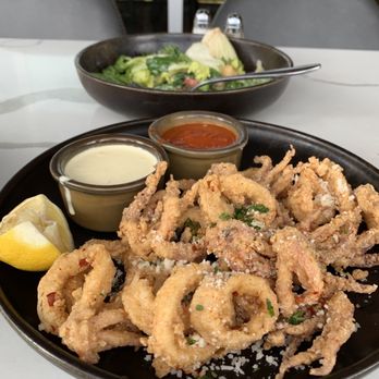 M'tucci's Twenty-Five - Calamari - Italian Near Me - Albuquerque, New Mexico