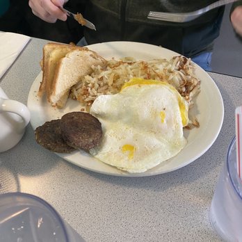 Lady Di's Deli & Diner - 2 Eggs, 2 Sausage, Hash Brown, Toast - Diners Near Me - Saint Charles, Missouri
