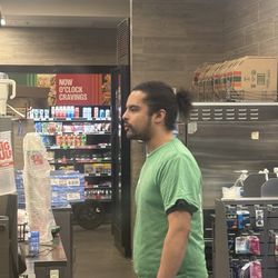 7-Eleven - Employee