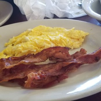 Kiki's Egg House - Eggs and bacon - Breakfast & Brunch Near Me - Fort Meade, Florida