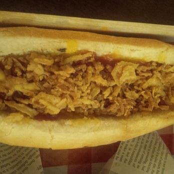 The Four Monkeys - Le hot dog 4€ - Pubs Near Me - Toulouse, 31