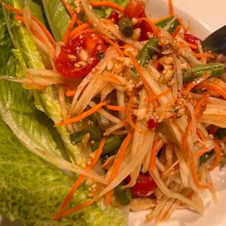 Siam Lotus Asian Kitchen & Bar - 1. Papaya Salad