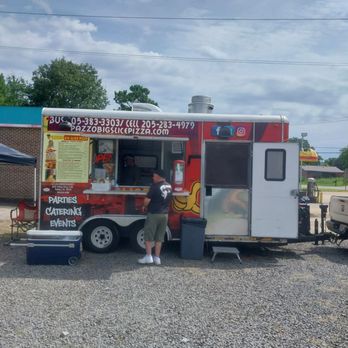 Pazzo! Big Slice Pizza - Their food truck - Italian Near Me - Hoover, Alabama Pazzo! Big Slice Pizza - Their food truck - Italian Near Me - Hoover, Alabama