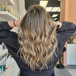Salon Color Bar