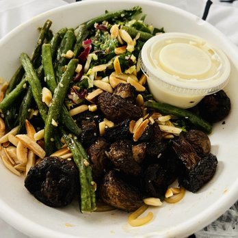 Fresh Kitchen Miami Midtown - Kale slaw, chilled sweet potato noodles, basil mushrooms, sesame green beans, roasted almonds, creamy white ginger sauce - New American Near Me - Miami, Florida Fresh Kitchen Miami Midtown - Kale slaw, chilled sweet potato noodles, basil mushrooms, sesame green beans, roasted almonds, creamy white ginger sauce - New American Near Me - Miami, Florida