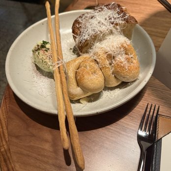 Luminosa - Bread Service - Italian Near Me - Asheville, North Carolina