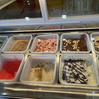 Tropicana Ice Cream - Mantecados de todo tipo - Ice Cream & Frozen Yogurt Near Me - Caguas, Puerto Rico
