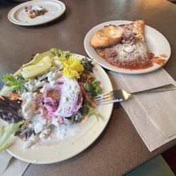 Village Inn Pizza Parlor - Buffet