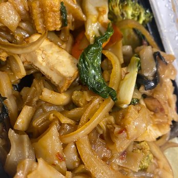 Thai On Rock - "Spicy" noodles -- veggie - Thai Near Me - Toronto, Ontario