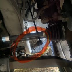 AAA Williamsburg Car Care Center - Sway bar link just needed a new bolt.