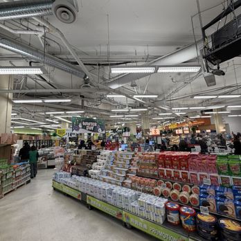 T&T Supermarket - International Grocery Near Me - Vancouver, British Columbia