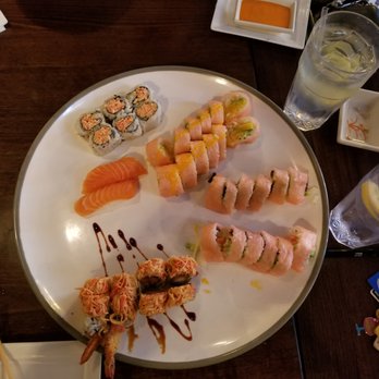 Sushi Palace - Somerville - Clockwise from upper left hand corner: spicy crab, butterfly, red California, Edison, and salmon sushi. - Sushi Bars Near Me - Somerville, New Jersey Sushi Palace - Somerville - Clockwise from upper left hand corner: spicy crab, butterfly, red California, Edison, and salmon sushi. - Sushi Bars Near Me - Somerville, New Jersey