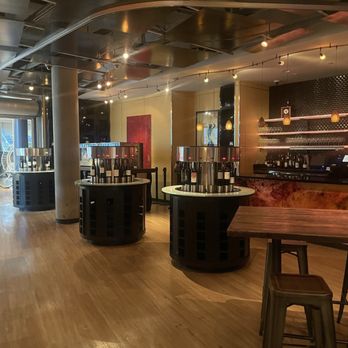 Amuse Wine Bar - Wine Bars Near Me - Honolulu, Hawaii