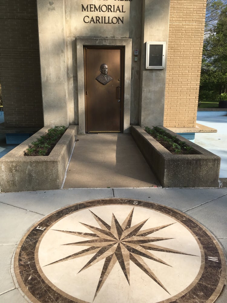 Thomas Rees Memorial Carillon Logo