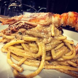 Tonnarelli noci e gamberoni