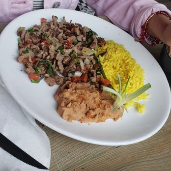 Restaurante Azul - Carne y arroz - Steakhouses Near Me - Tijuana, BCN
