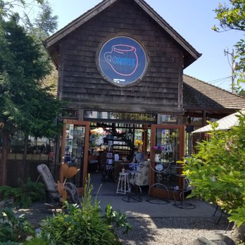 Stompin Grounds Coffee Co - Bill Lewis of Cooper City, Florida, checking out Stompin Grounds Coffee in LaConner, Washington. - Coffee & Tea Near Me - La Conner, Washington Stompin Grounds Coffee Co - Bill Lewis of Cooper City, Florida, checking out Stompin Grounds Coffee in LaConner, Washington. - Coffee & Tea Near Me - La Conner, Washington