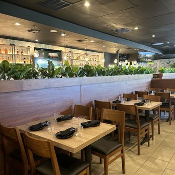 Toast & Tonique - Inside - Breakfast & Brunch Near Me - Newark, California Toast & Tonique - Inside - Breakfast & Brunch Near Me - Newark, California