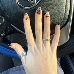 T Nails