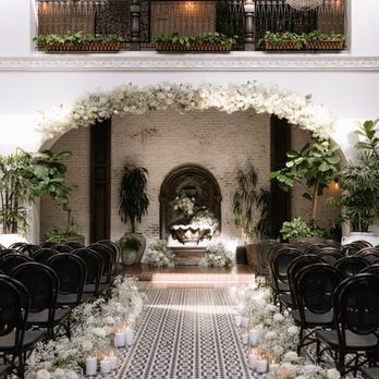 Flower Allie - Florists Near Me - Fullerton, California