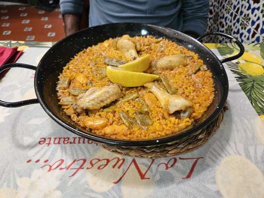 Lo Nuestro Taperia & Restaurante by null
