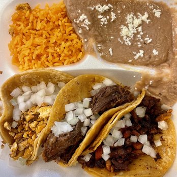 Taco Pros - Gurnee - Combo $12.99 (chicken, barbacoa, pork) - Mexican Near Me - Gurnee, Illinois