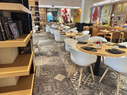 Sofitel Warsaw Victoria by null