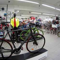 Länna Sport - Cykel avdelningen på bottenvåning