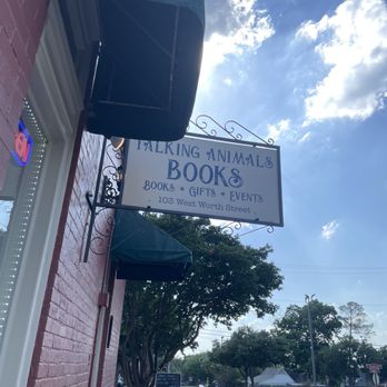Talking Animals Books - Bookstores Near Me - Grapevine, Texas Talking Animals Books - Bookstores Near Me - Grapevine, Texas