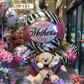 Harris Teeter - Mother's Day offerings - Grocery Near Me - Mount Pleasant, South Carolina Harris Teeter - Mother's Day offerings - Grocery Near Me - Mount Pleasant, South Carolina