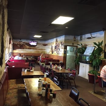 Chuck Wagon Restaurant - American Near Me - Miami, Florida