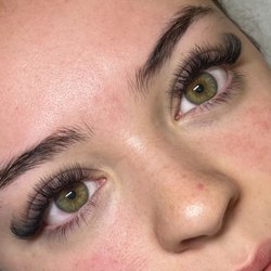 Amazing Lash Studio - Beautiful set by our Stylist Maiah