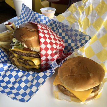 Ron's Drive-In - Regular cheeseburger and their 4x4 - Burgers Near Me - Spokane Valley, Washington