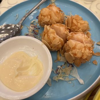 HL Peninsula Restaurant - Deep fried shrimp ball - Dim Sum Near Me - Milpitas, California