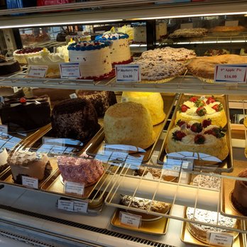 La Bon Bake Shoppes - Bakeries Near Me - Woodbridge, New Jersey