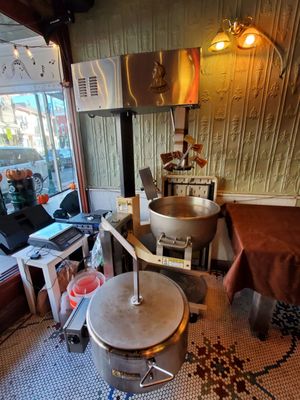 Lucas Candies by null