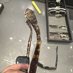 Sunglass Hut