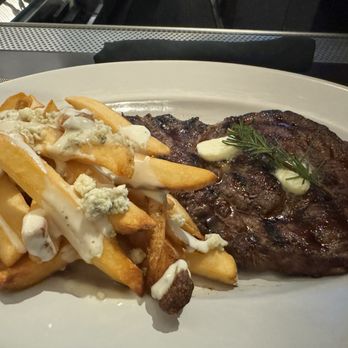 1927 Bar+Kitchen - Steak frites - Lounges Near Me - Los Angeles, California