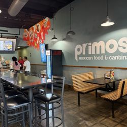 Primos Mexican Food - Inside