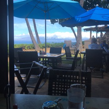 Castaway Cafe - Ocean scenery - American Near Me - Lahaina, Hawaii