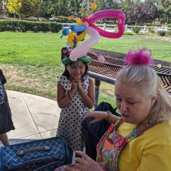 Sparkles The Clown - So excited about her hat - Clowns Near Me