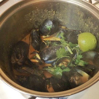 Flex Mussels - Thai mussels - Seafood Near Me - New York, New York