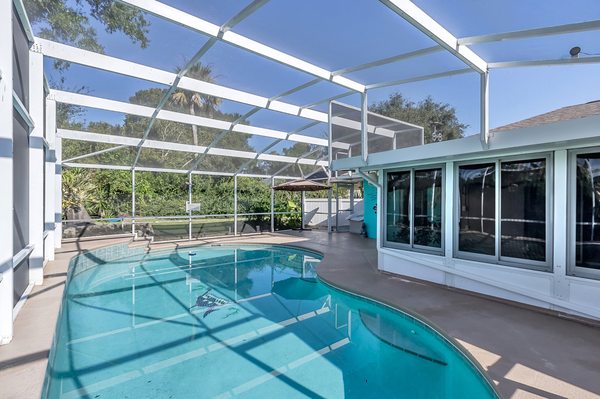 Leon Sanclemente - Residential Real Estate Services