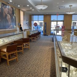 Kay Jewelers - Looking for anniversary bling
