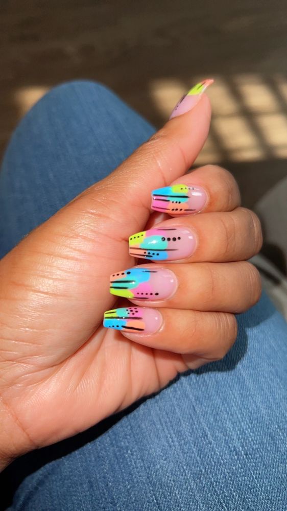 Pandora Nails and Spa Logo